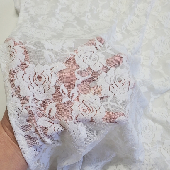 Women's Infinity Scarf White Floral Lace Lightweight All Season Scarf - Picture 9 of 12